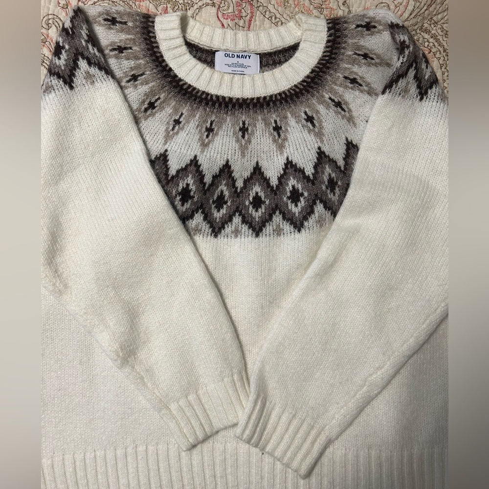 Old Navy Sweater Small